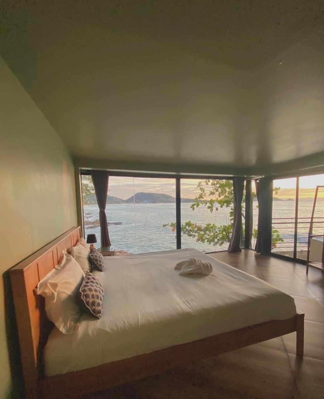 Patong Sunset Villa Phuket Exterior foto